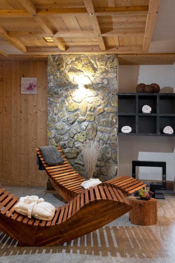 Hotel Le Beausite Saint-Luc Bagian luar foto