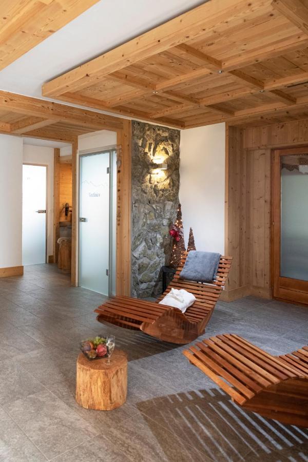 Hotel Le Beausite Saint-Luc Bagian luar foto