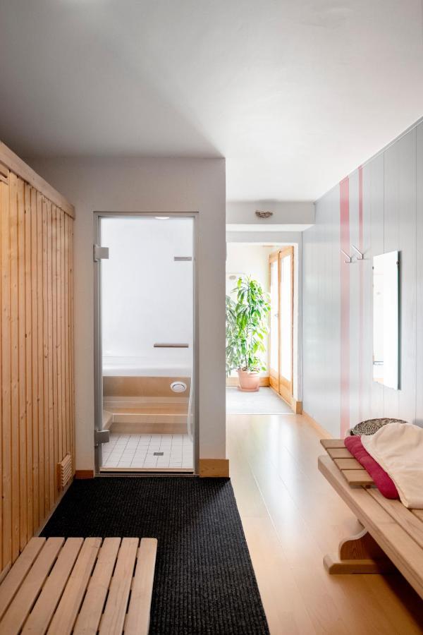 Hotel Le Beausite Saint-Luc Bagian luar foto